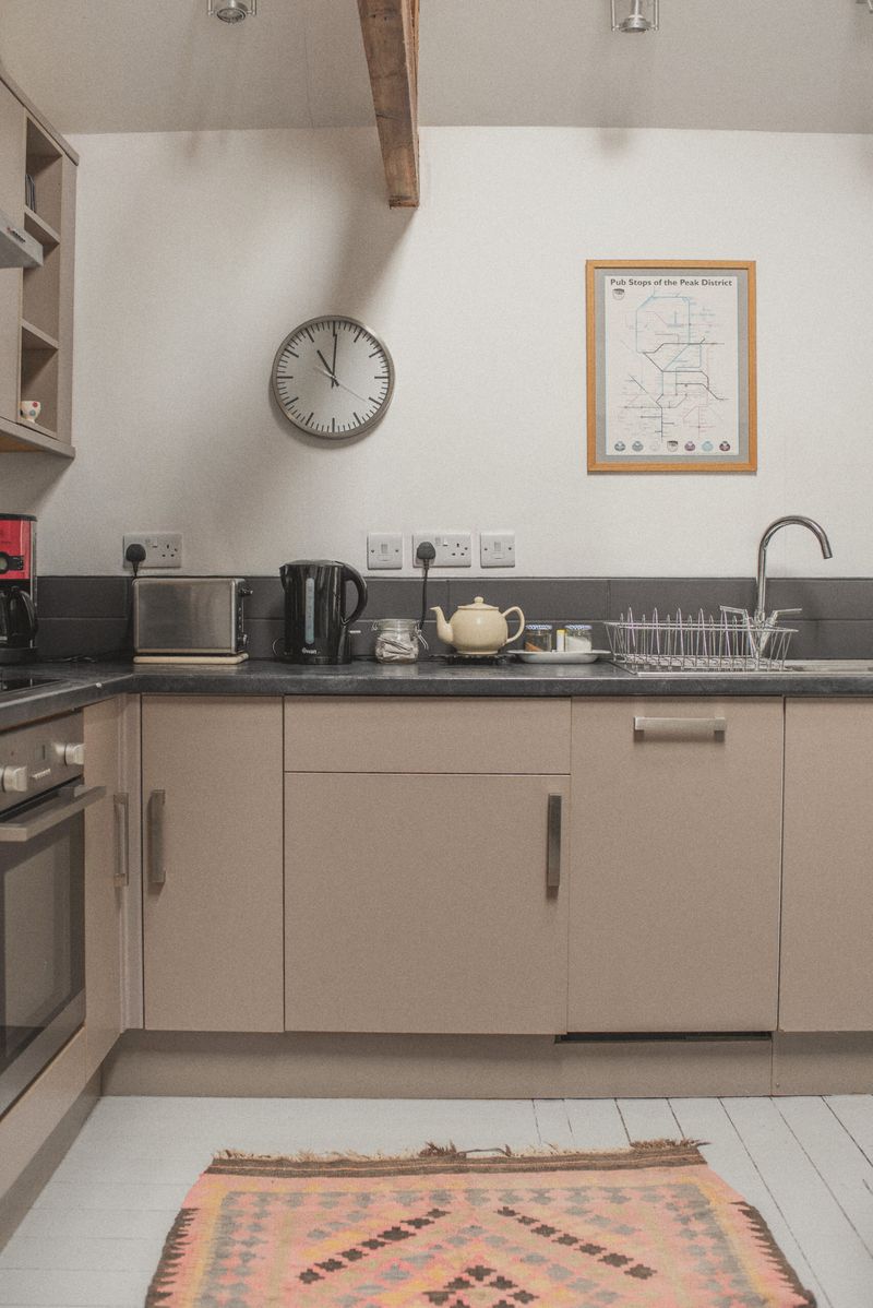 The kitchen units and oven